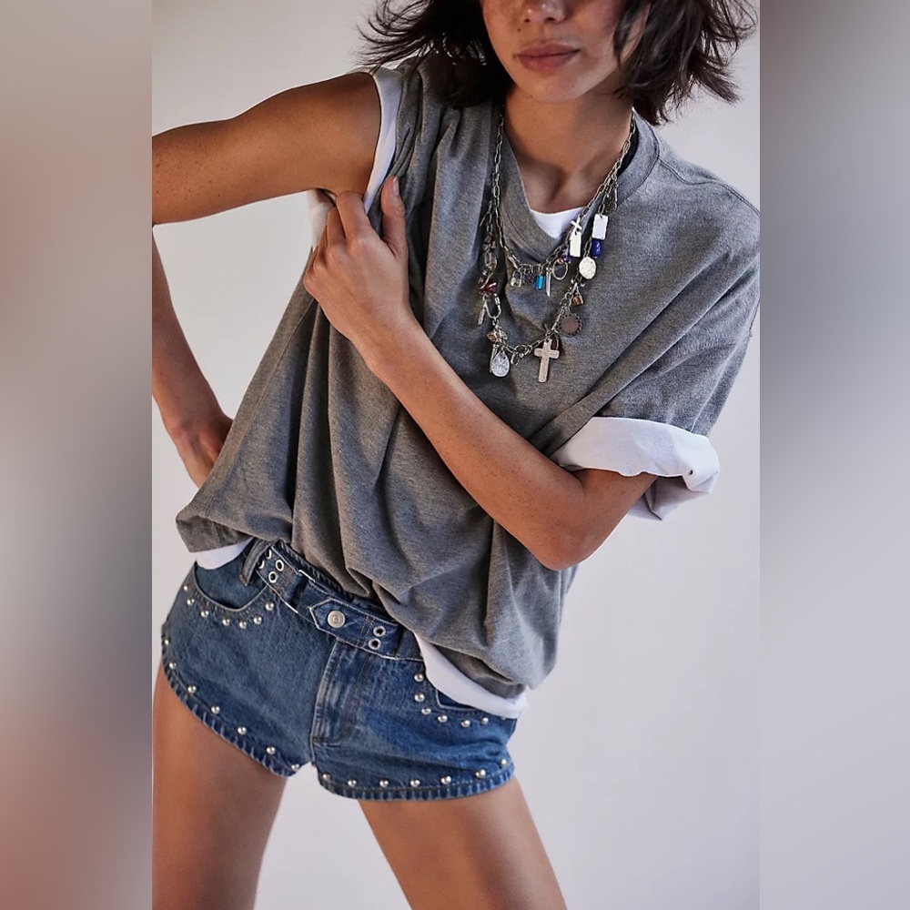 New We The Free by Free People The Cool Kid Denim Studded Micro Shorts sz 25 - Picture 4 of 7